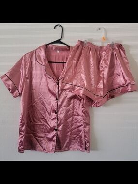 Women's Satin Short Sleeve Pajama Set - Rose Pink